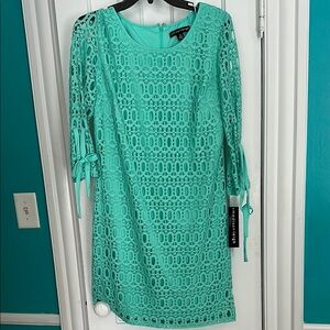 Madison Leigh Green Sheath Dress with Crew Neck